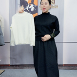 黑色