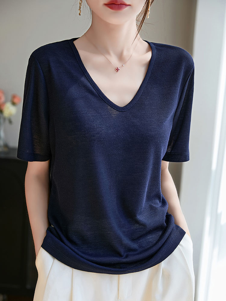【爆款特价】凉爽透气莱赛尔天丝宽松舒适简约百搭上衣·V领-经典黑