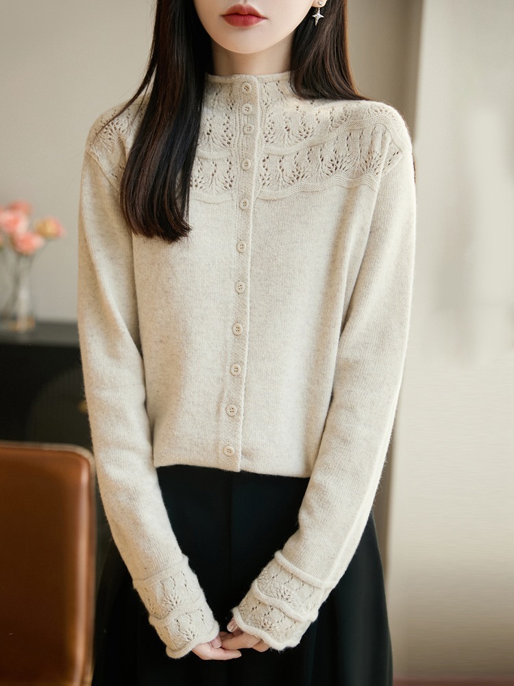 时尚镂空钩花气质百搭半高领纯色开衫毛衣·酒红色