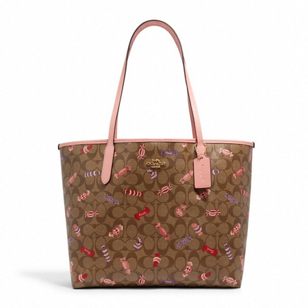 详情(0)服务说明品牌coach蔻驰商品名称奢品包特供·蔻驰印花手提包