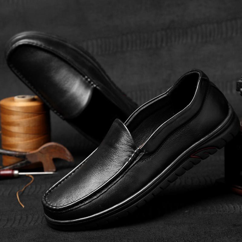逐旅 头层牛皮打孔套脚款舒适软底男士皮鞋BZL-1646·黑色全皮
