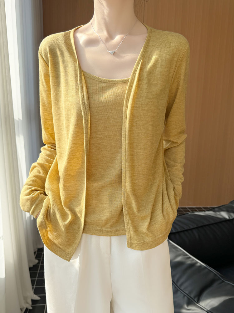 【新款特价】高支精纺莱赛尔透气假两件V领宽松遮肉上衣·暖阳黄