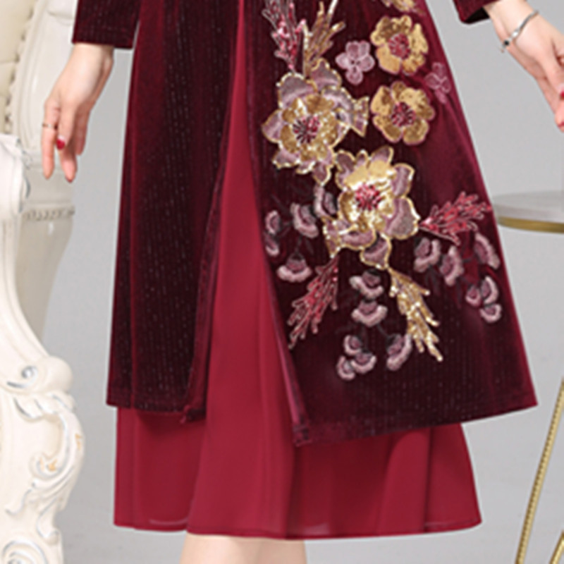巴莉蔲中国风刺绣丝绒套裙·红色