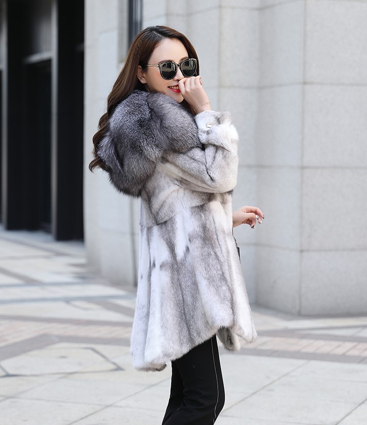 米彩微姿进口十字貂超大银狐毛领中长款皮草外套银本色