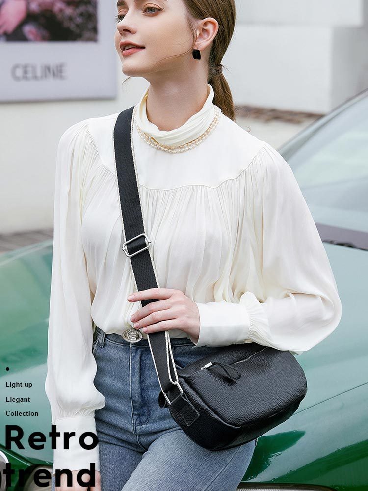 头层牛皮软真皮斜挎包饺子包2256#·黑色