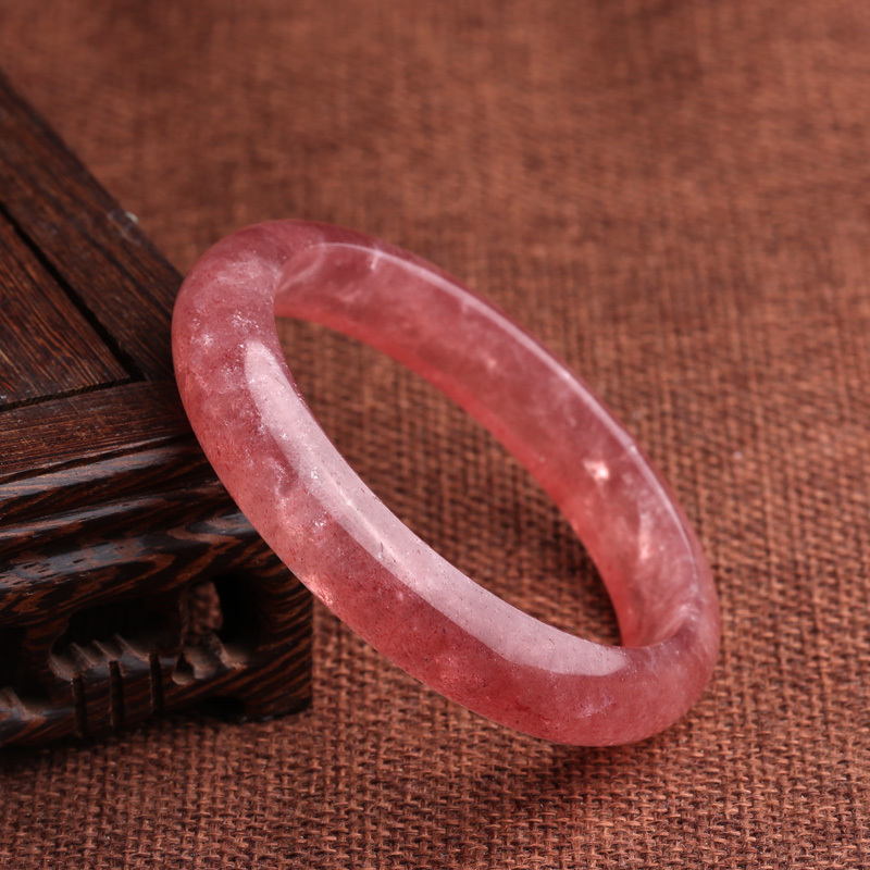 老冯记精选草莓晶手镯a