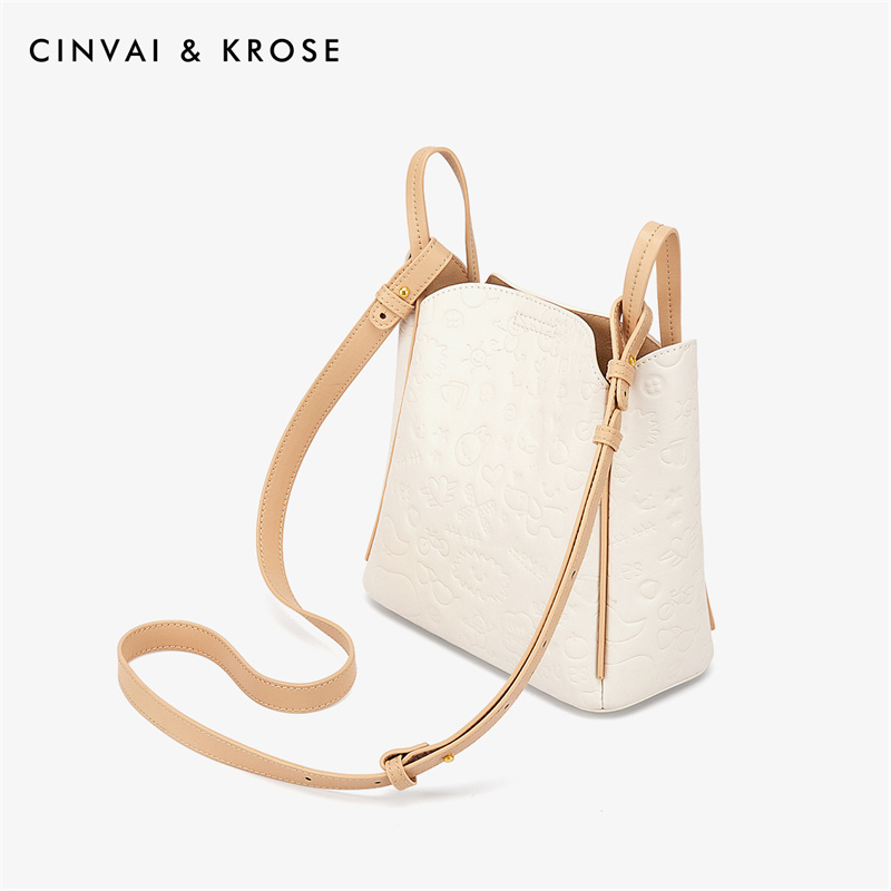 CinvaiKrose 水桶包女牛皮大容量斜挎包手提包女包B6340·意式奶咖