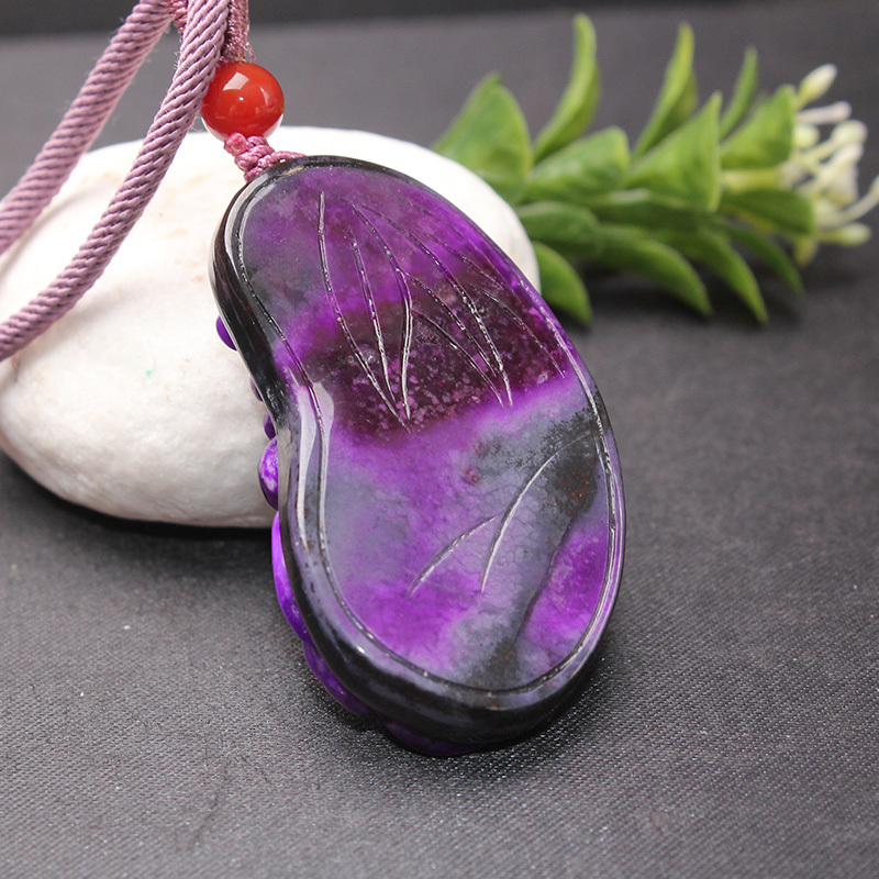 映时芳香四溢舒俱来吊坠