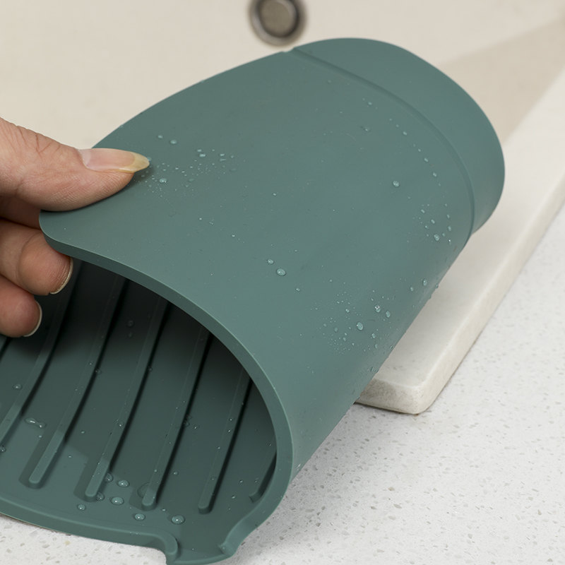 宝优妮硅胶水龙头防溅垫卫生间厨房垫防溅沥水垫2个装·豆绿