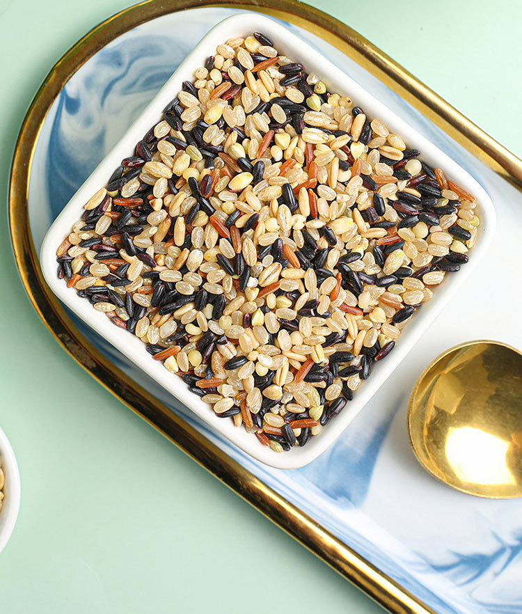 七色糙米收到后就做着吃了,好吃.