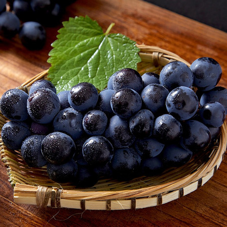 云南精选夏黑葡萄 多汁无核清甜爽嫩黑葡萄3斤装