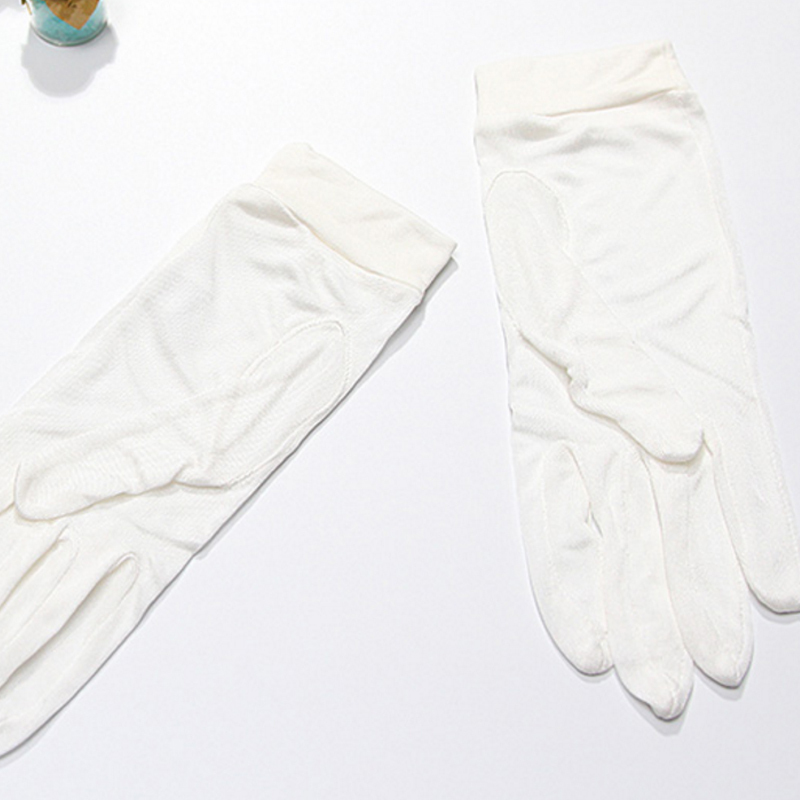 丁摩 桑蚕丝手套针织保湿滋润嫩白防晒手套·白色