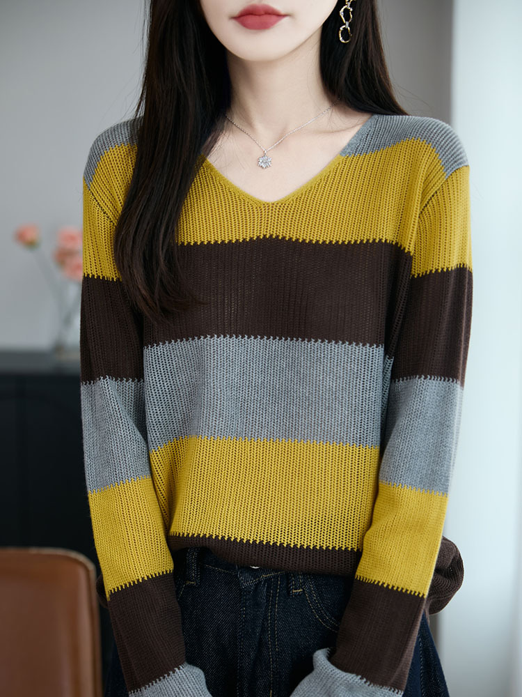 精纺羊毛多彩条纹V领宽松时尚针织衫·蓝色彩条