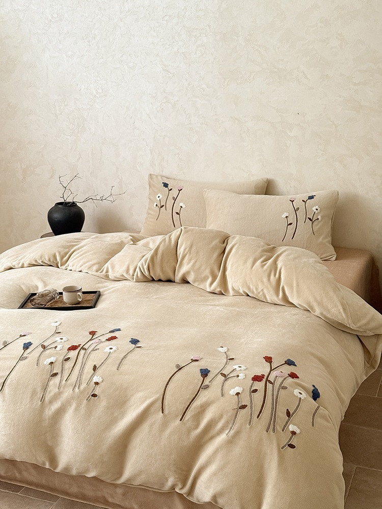 多宝雅2025新款秋冬加厚保暖230克牛奶绒毛巾绣四件套·花盏