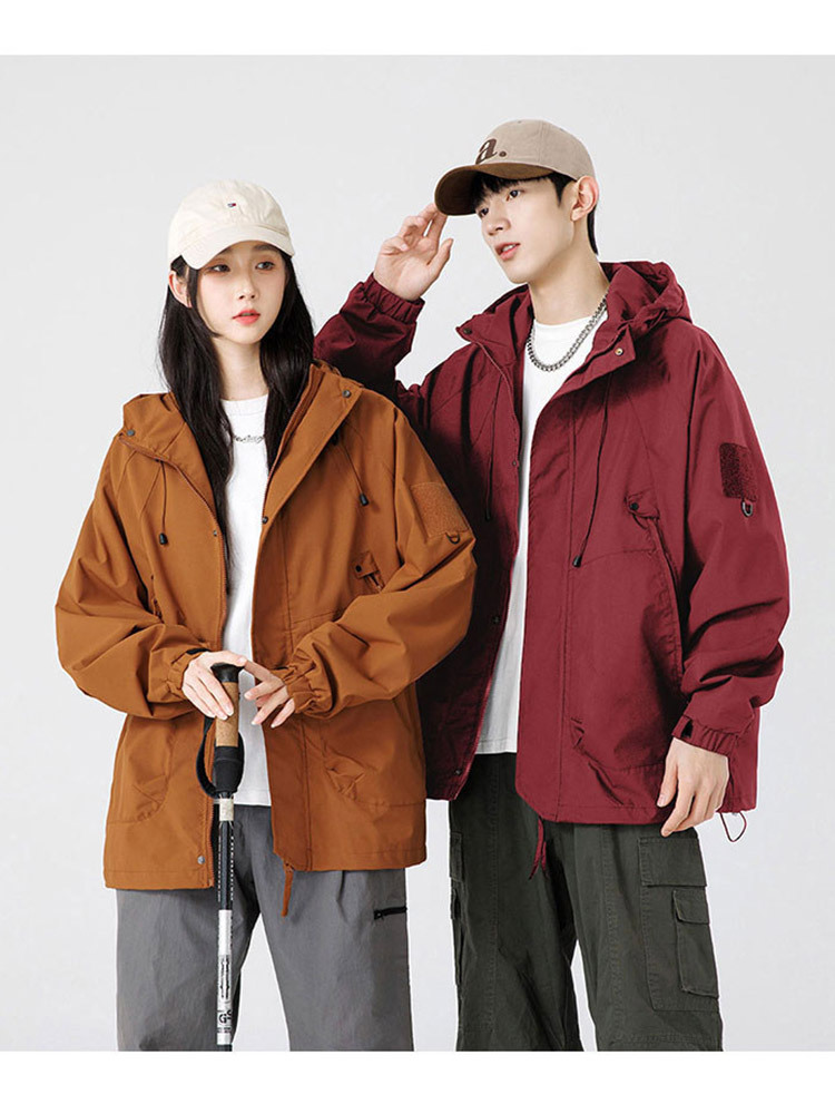 男女同款户外防风防水宽松连帽冲锋衣外套·焦糖【单件外套】