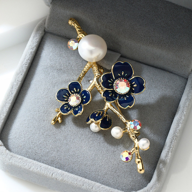 温书院新款复古典雅梅花胸针真金电镀高档胸针别针服装配饰al111