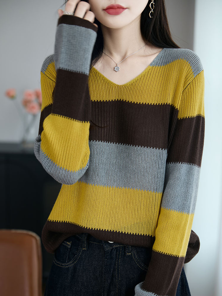 精纺羊毛多彩条纹V领宽松时尚针织衫·蓝色彩条