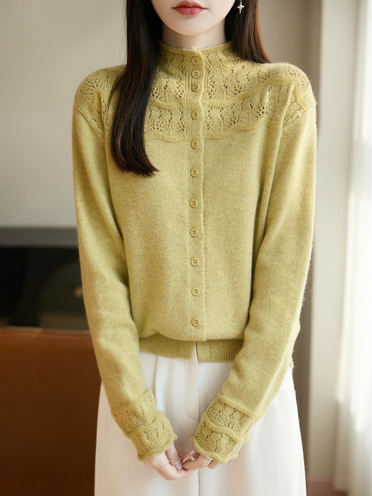 时尚镂空钩花气质百搭半高领纯色开衫毛衣·酒红色