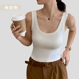米白色