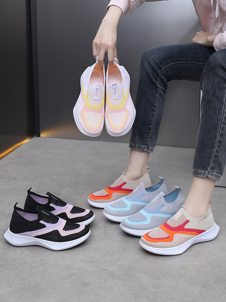 新款时尚多彩活力减龄软底不累脚飞织休闲鞋·男款棕色（PE拉链袋装）