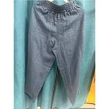 灰色