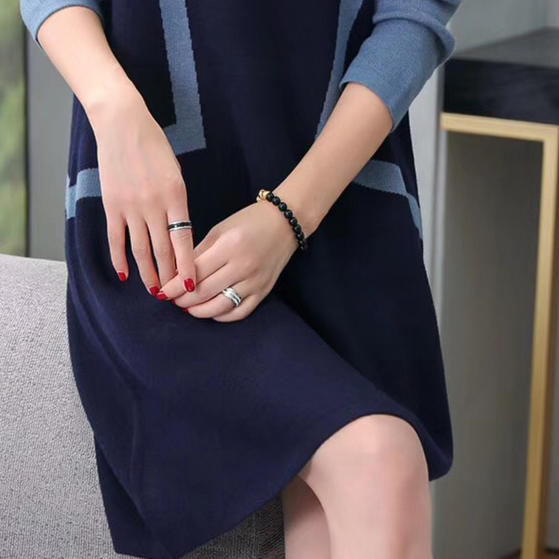 丁摩    羊毛拼接时尚针织连衣裙19-017W·蓝色