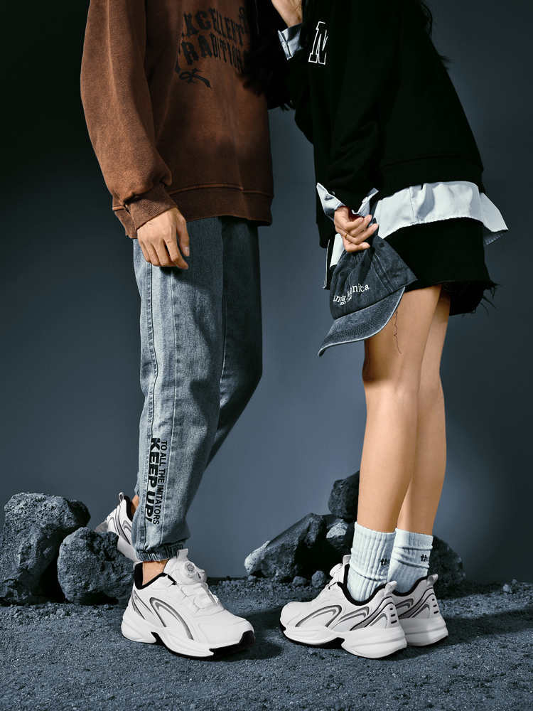 情侣款老爹鞋时尚运动旋转扣皮面减震跑步鞋WK-6998A·白色