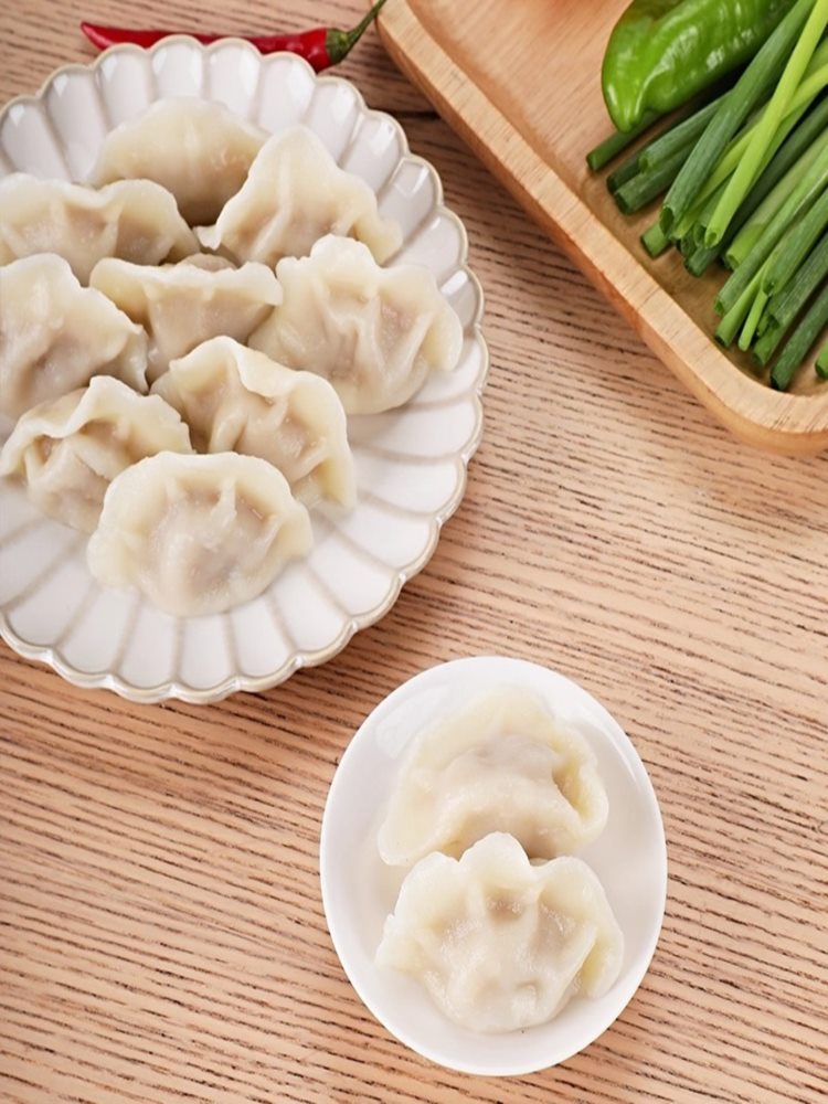 【顺丰速运】牛肉大葱水饺 300g*6袋 家庭方便 速食饺子 速冻半成品 清真