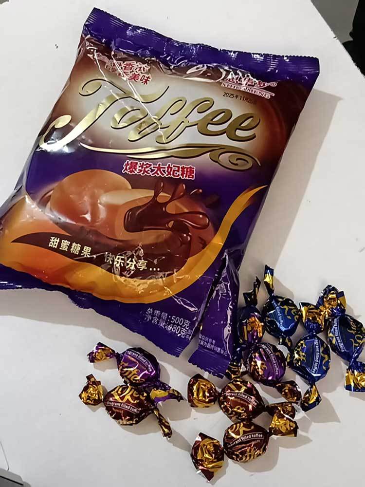 巧克力夹心制品太妃糖500克*4袋