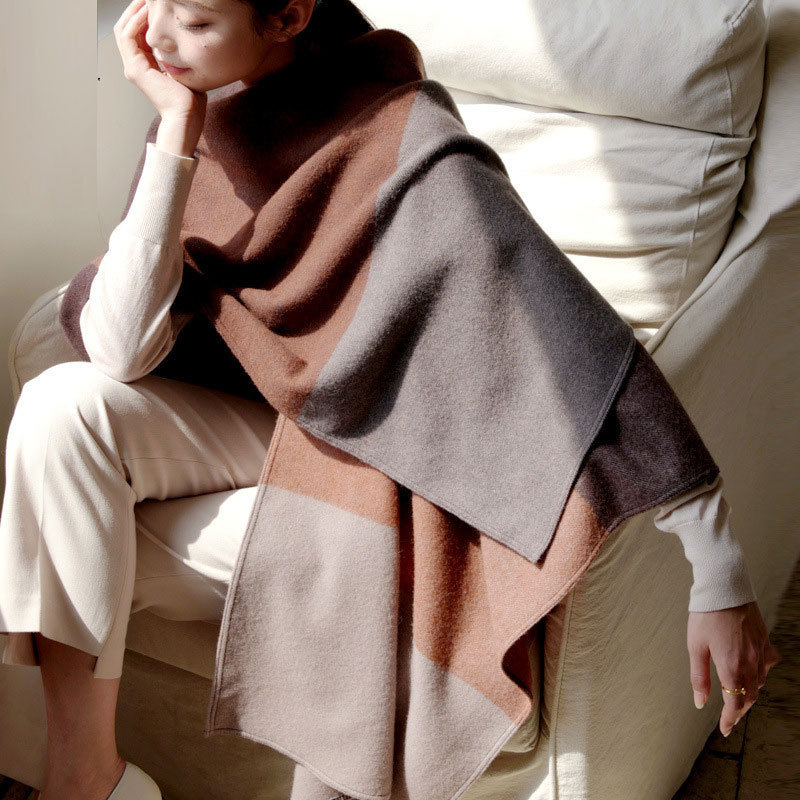 布休依泓凯优雅羊毛披肩斗篷两用外搭加厚围巾蓝灰