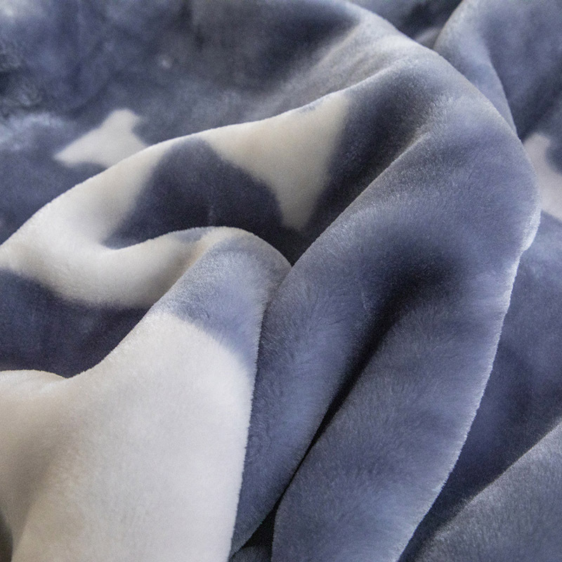 拉舍尔毛毯加厚秋冬保暖珊瑚法兰绒小被子200*230cm 7斤·轻奢H-蓝