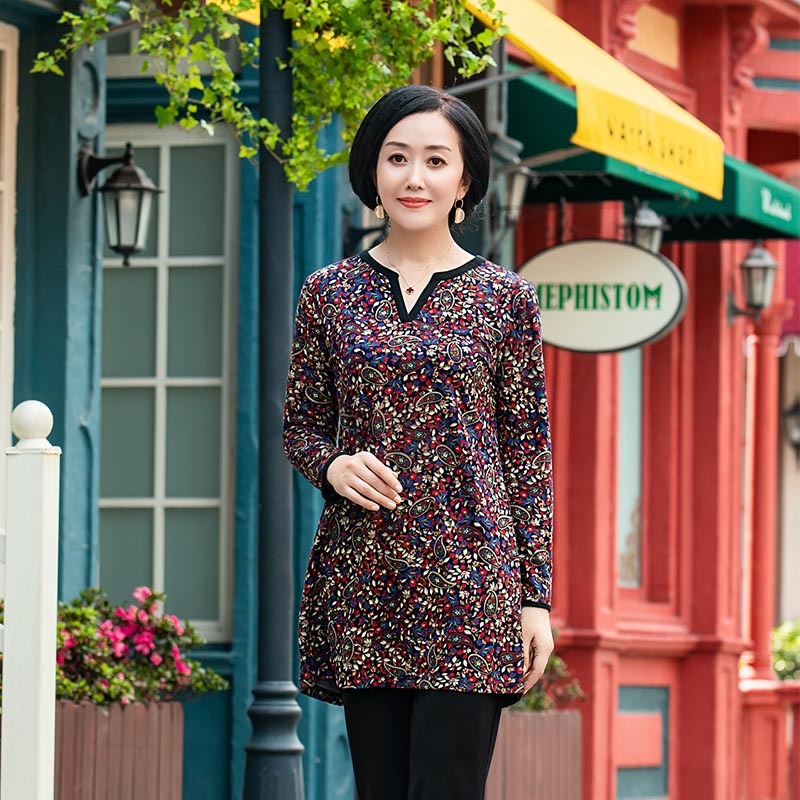 首页 服饰 女装 上衣 菁夫人花色烟囱领弹力大衫·红花  商品货号