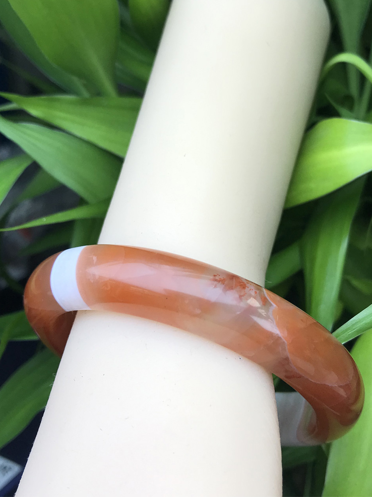 【勐巴拉珠宝】南红手镯55圈口