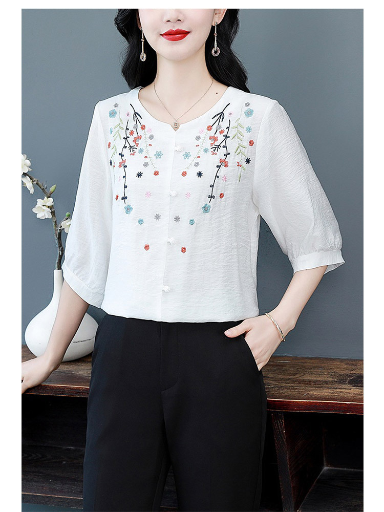 新款棉麻刺绣遮肚显瘦宽松七分袖上衣·米白色