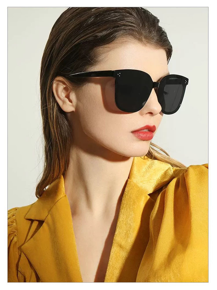 GUSHE高级感防晒太阳眼镜·7117金框黑灰片