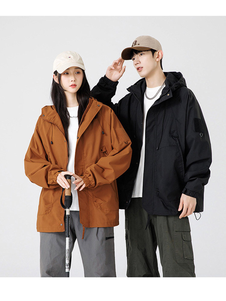 男女同款户外防风防水宽松连帽冲锋衣外套·焦糖【单件外套】