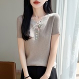 【驼色】