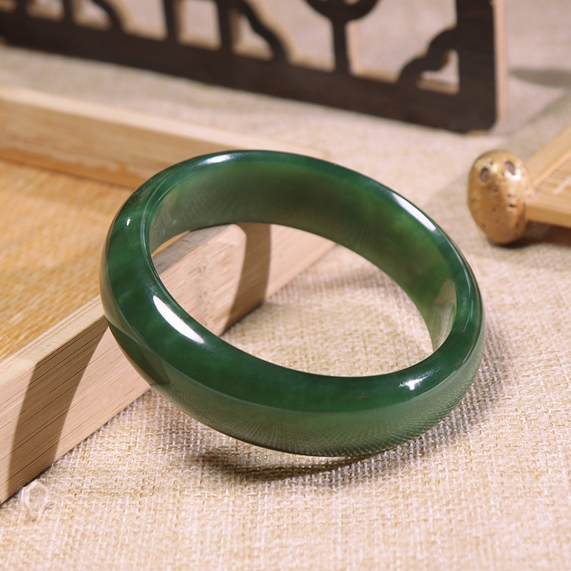 首页 珠宝 翡翠玉石 和田玉 美润珠宝63mm碧玉深绿猫眼手镯分享 已