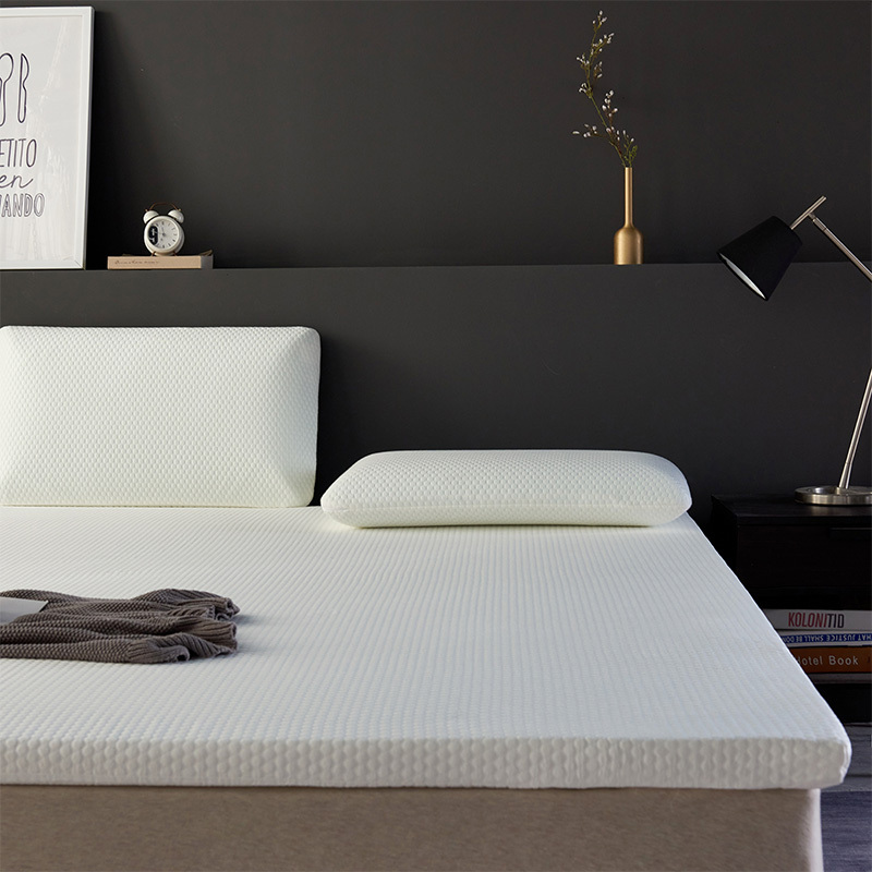 维众全季酒店零压房慢回弹床垫白