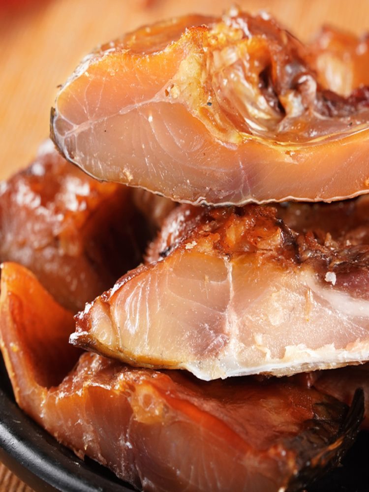 【湖南特产】腊草鱼块 2斤 农家自制淡水火焙柴火鱼干烟熏下饭腊鱼干货