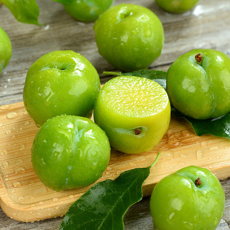 现货现摘云南三月李酸爽青脆李5斤 共同