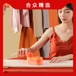深蓝色