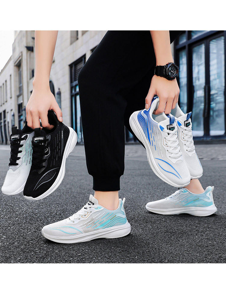 新款时尚超轻减震透气防滑男士休闲运动鞋·白青（PE拉链袋装）