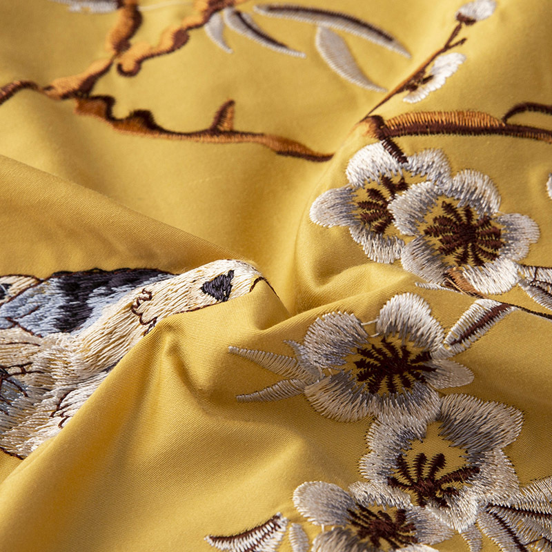 KATES HOME60S新疆长绒棉贡缎新中式绣花抱枕被1只·鸟语花香