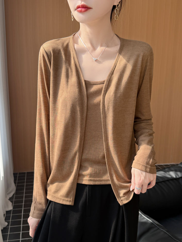 【新款特价】高支精纺莱赛尔透气假两件V领宽松遮肉上衣·暖阳黄